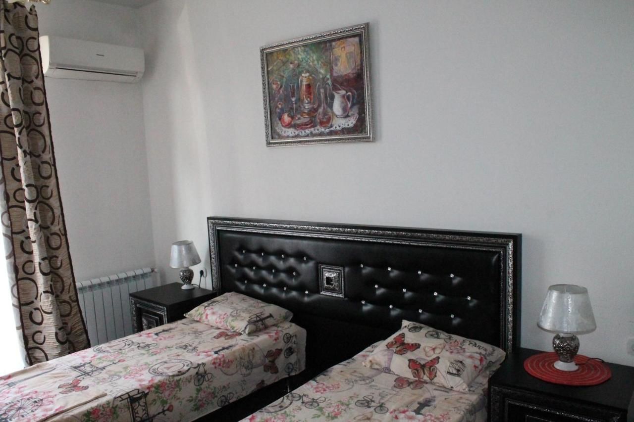 Гостиница Гостевой Дом VIP House Сочи-13