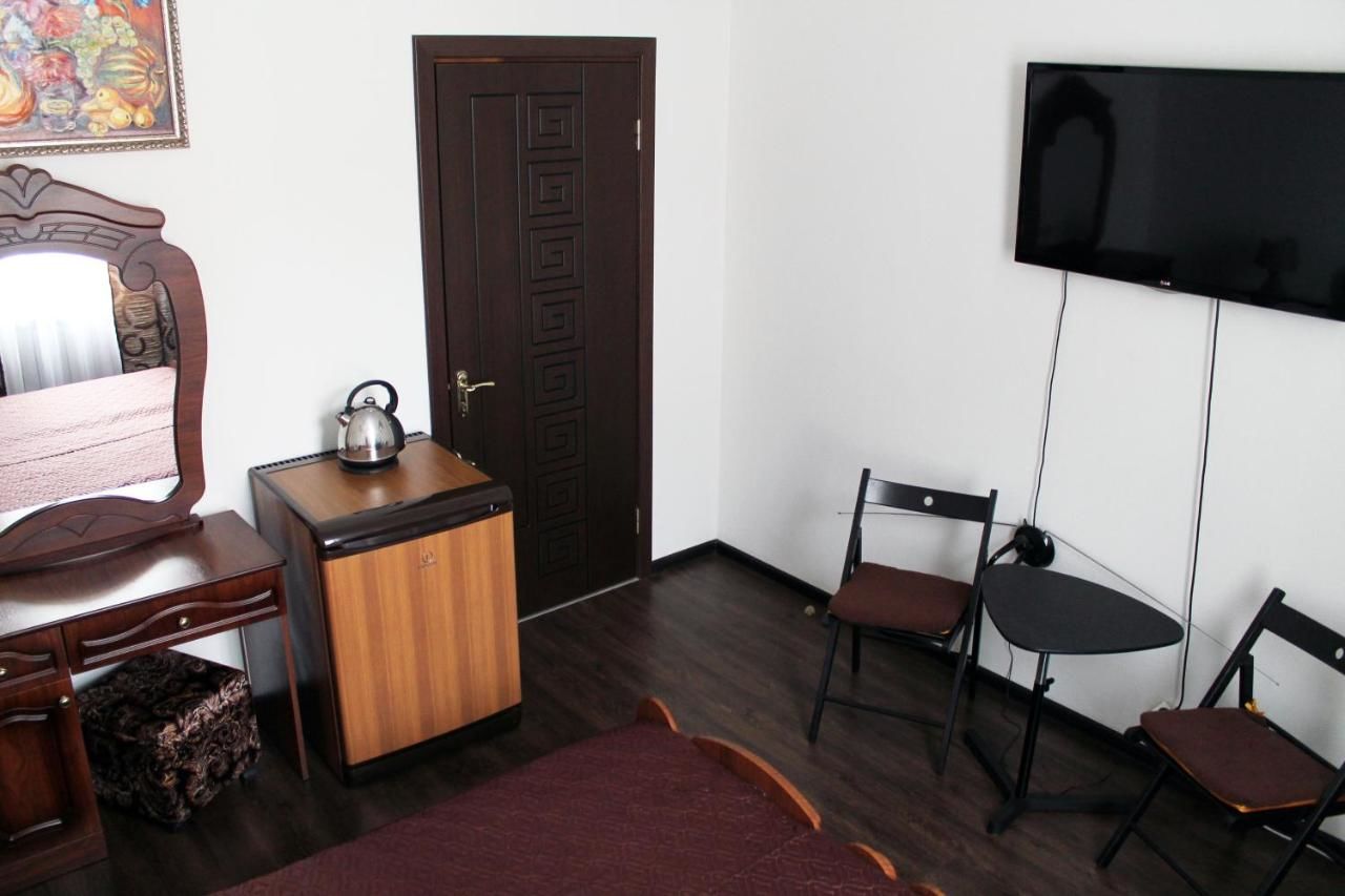 Гостиница Гостевой Дом VIP House Сочи-23