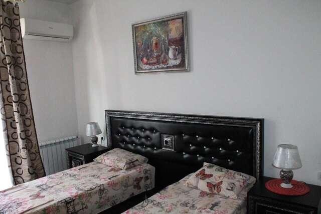 Гостиница Гостевой Дом VIP House Сочи-12